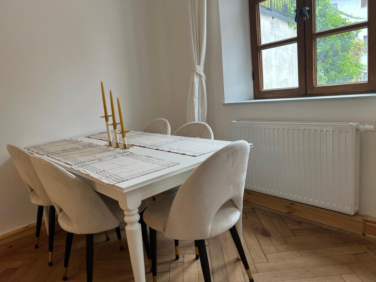 Liboria I Als Gruppe Im Denkmal Augsburgs Apartment Bagian luar foto
